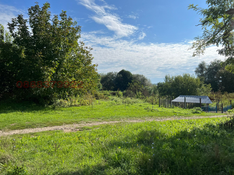 Продава КЪЩА, с. Дерманци, област Ловеч, снимка 4 - Къщи - 52778957