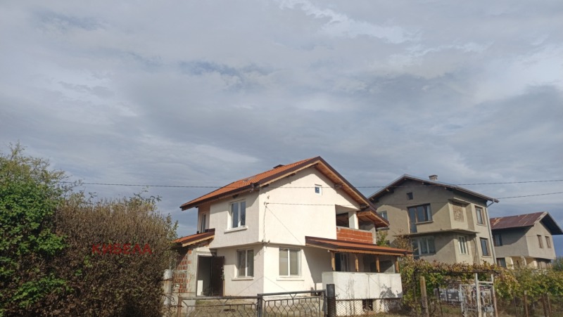 Till salu  Hus region Pernik , Selistjen dol , 82 kvm | 76353468 - bild [2]