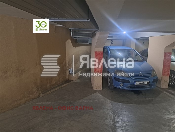 Продава ГАРАЖ, ПАРКОМЯСТО, гр. Варна, Център, снимка 3 - Гаражи и паркоместа - 54529851