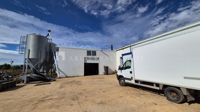 Продава БИЗНЕС ИМОТ, гр. Радомир, област Перник, снимка 2 - Други - 52636591