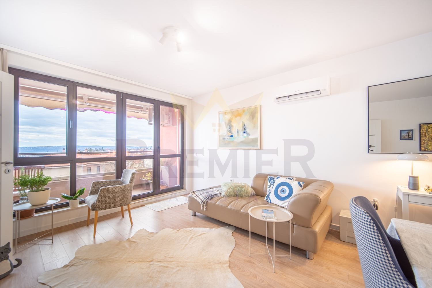 Продава 3-СТАЕН, гр. Варна, м-т Горна Трака, снимка 2 - Апартаменти - 53646530