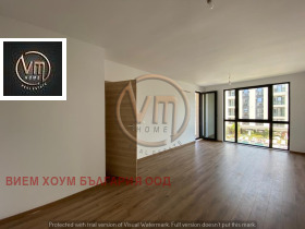 1 Schlafzimmer k.k. Sw.Sw. Konstantin i Elena, Warna