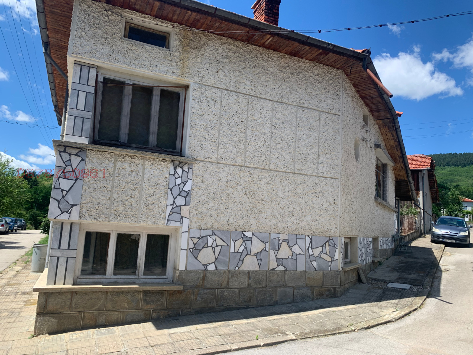 Продава КЪЩА, с. Гумощник, област Ловеч, снимка 2 - Къщи - 54901595