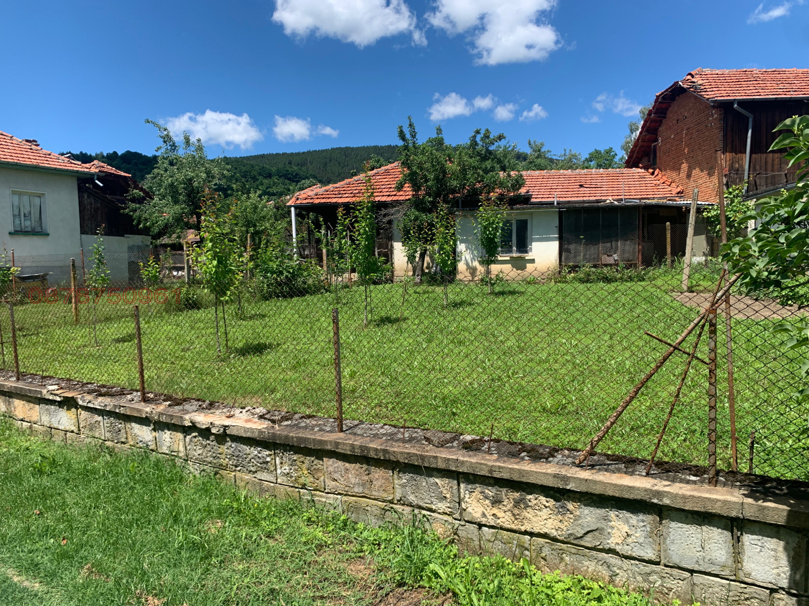 Продава КЪЩА, с. Гумощник, област Ловеч, снимка 15 - Къщи - 54901595