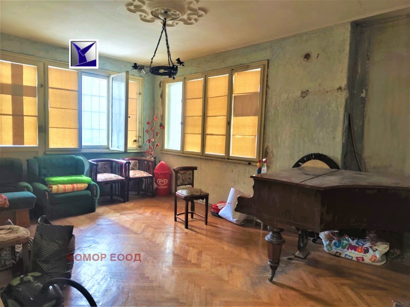 Продава 3-СТАЕН в град Русе, Център - 87 кв.м / 163 000 € » 318 800.29 лв., КОМОР ЕООД
