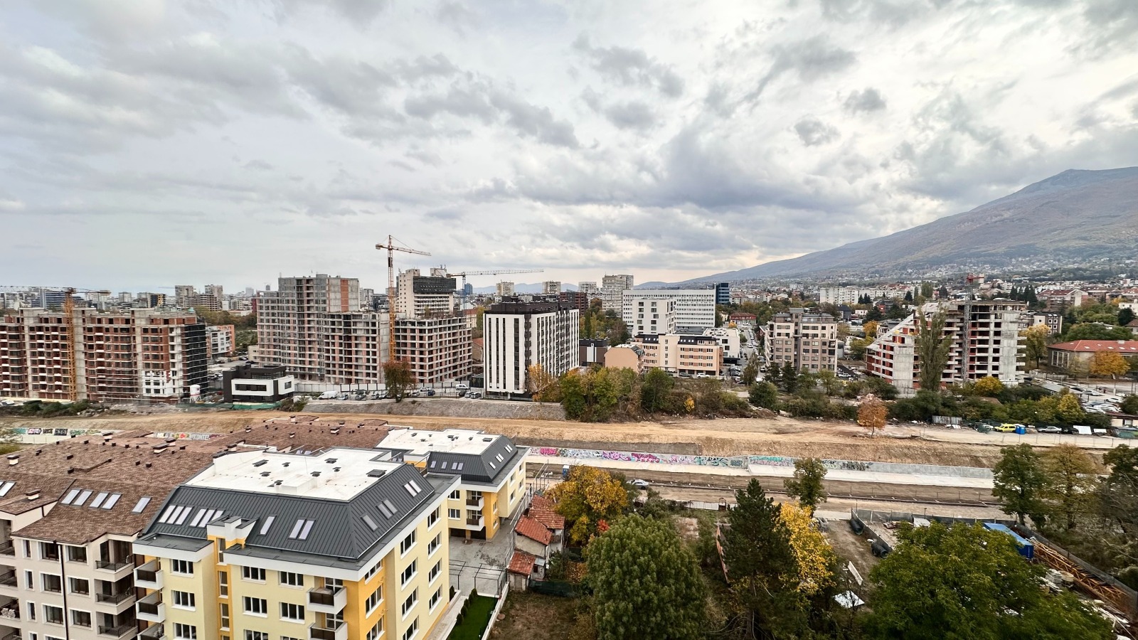 Продава АТЕЛИЕ, ТАВАН | Imot.bg — изображение 12