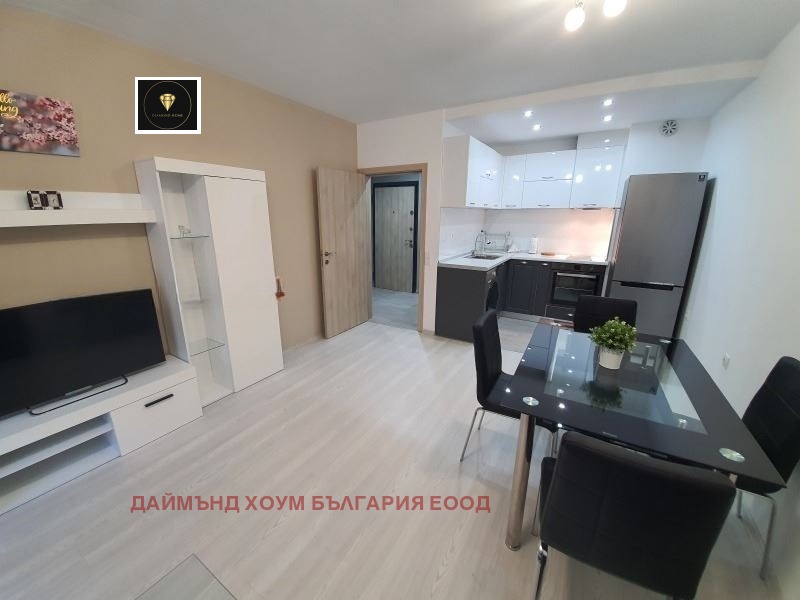 For Sale  1 bedroom Plovdiv , Mladezhki Halm , 67 sq.m | 70284241 - image [2]