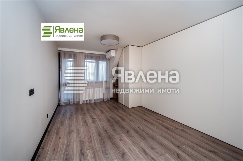 Продава 4-СТАЕН, гр. София, Център, снимка 12 - Апартаменти - 53014736