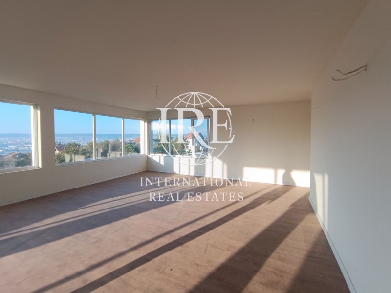 Продава КЪЩА, гр. Варна, Аспарухово, снимка 2 - Къщи - 52984937