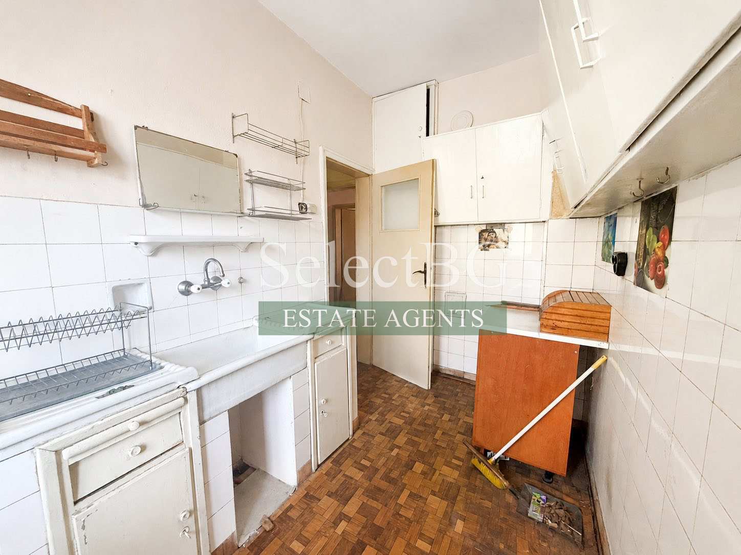 Продава 3-СТАЕН, гр. Велико Търново, Център, снимка 5 - Апартаменти - 54441952
