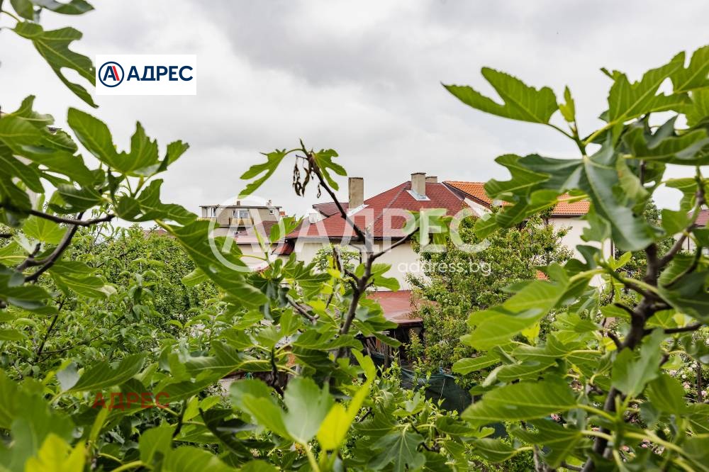 Продава ЕТАЖ ОТ КЪЩА, гр. Аксаково, област Варна, снимка 12 - Етаж от къща - 54830071