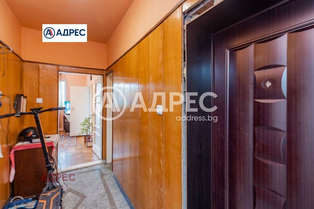 Продава ЕТАЖ ОТ КЪЩА, гр. Аксаково, област Варна, снимка 5 - Етаж от къща - 54830071