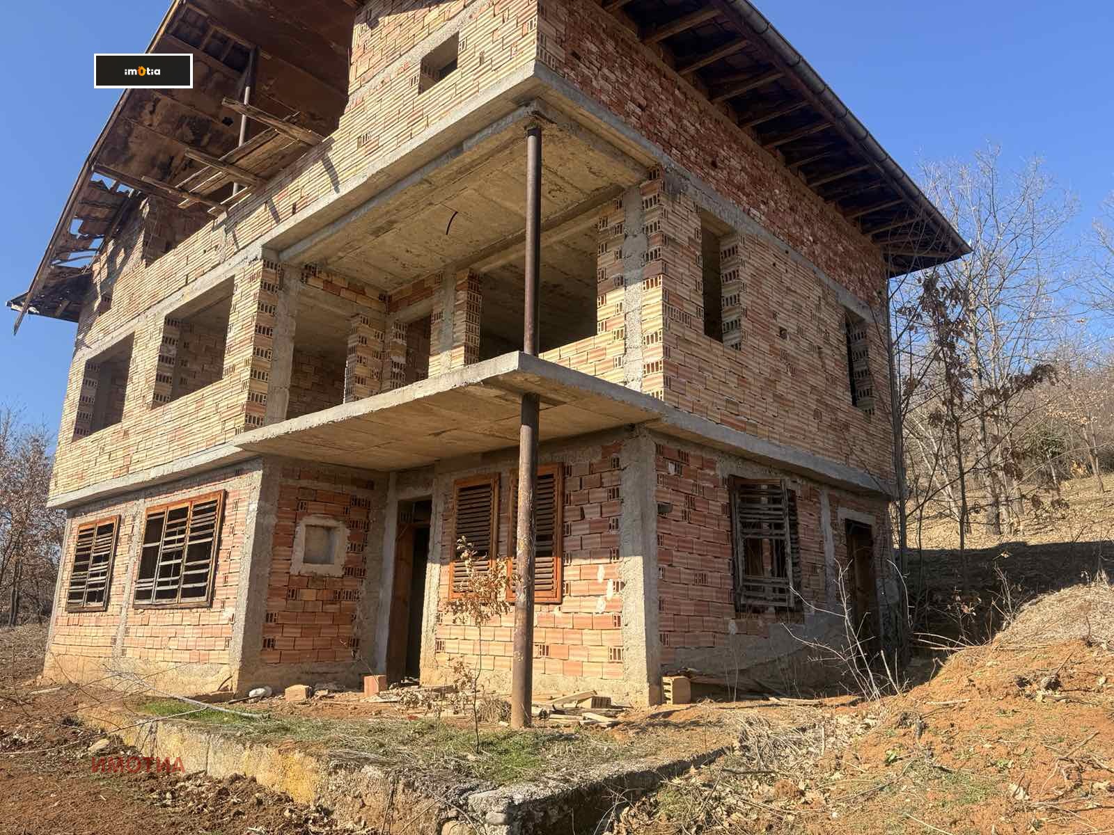 Продава КЪЩА, с. Голяма Желязна, област Ловеч, снимка 2 - Къщи - 53719523