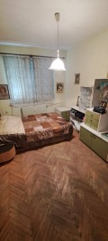 Продава 2-СТАЕН, град Плевен, Широк център • 89000 € • 43820318 — Holmes.bg