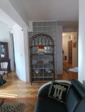 2 camere da letto Fondovi gilishta, Sofia