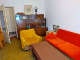 À venda 2 quartos