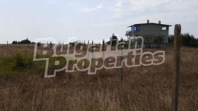 Продажба на имоти в с. Топола, област Добрич — страница 6 - изображение 4 