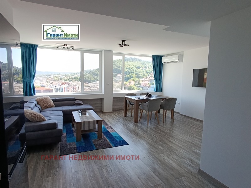 Na prodej  1 ložnice Gabrovo , Centar , 84 m2 | 40413818 - obraz [2]