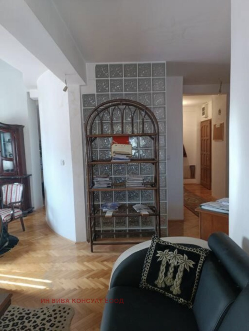 Продава 3-СТАЕН, град София, Фондови жилища • 193999 € • 33557856 — Holmes.bg