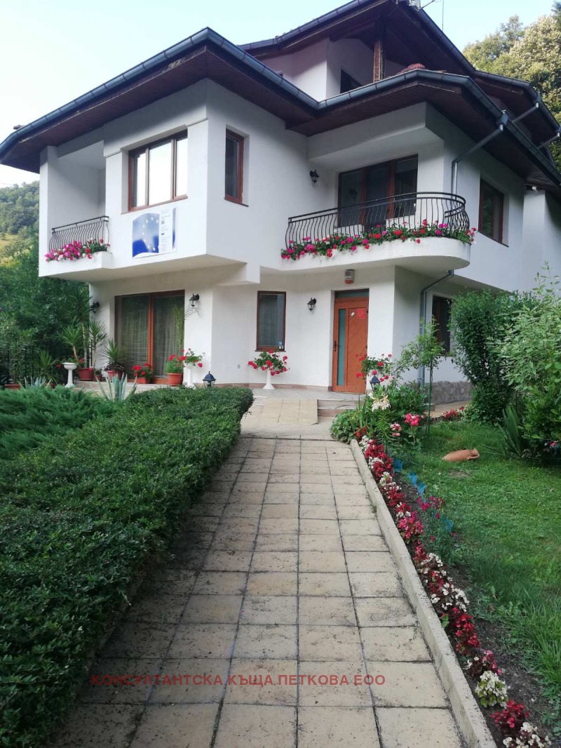 Продава  Къща, област Ловеч, с. Балканец •  430 000 EUR • ID 58342404 — holmes.bg - [1] 