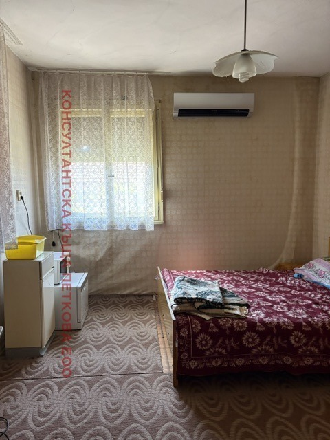 Продава КЪЩА, гр. Левски, област Плевен, снимка 6 - Къщи - 54400985