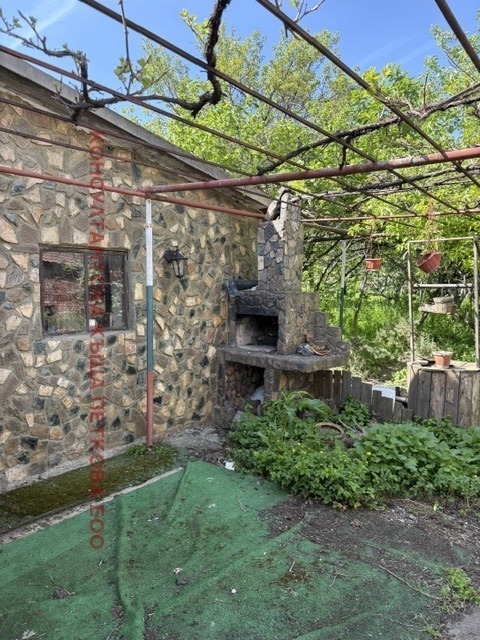 Продава КЪЩА, гр. Левски, област Плевен, снимка 12 - Къщи - 54400985