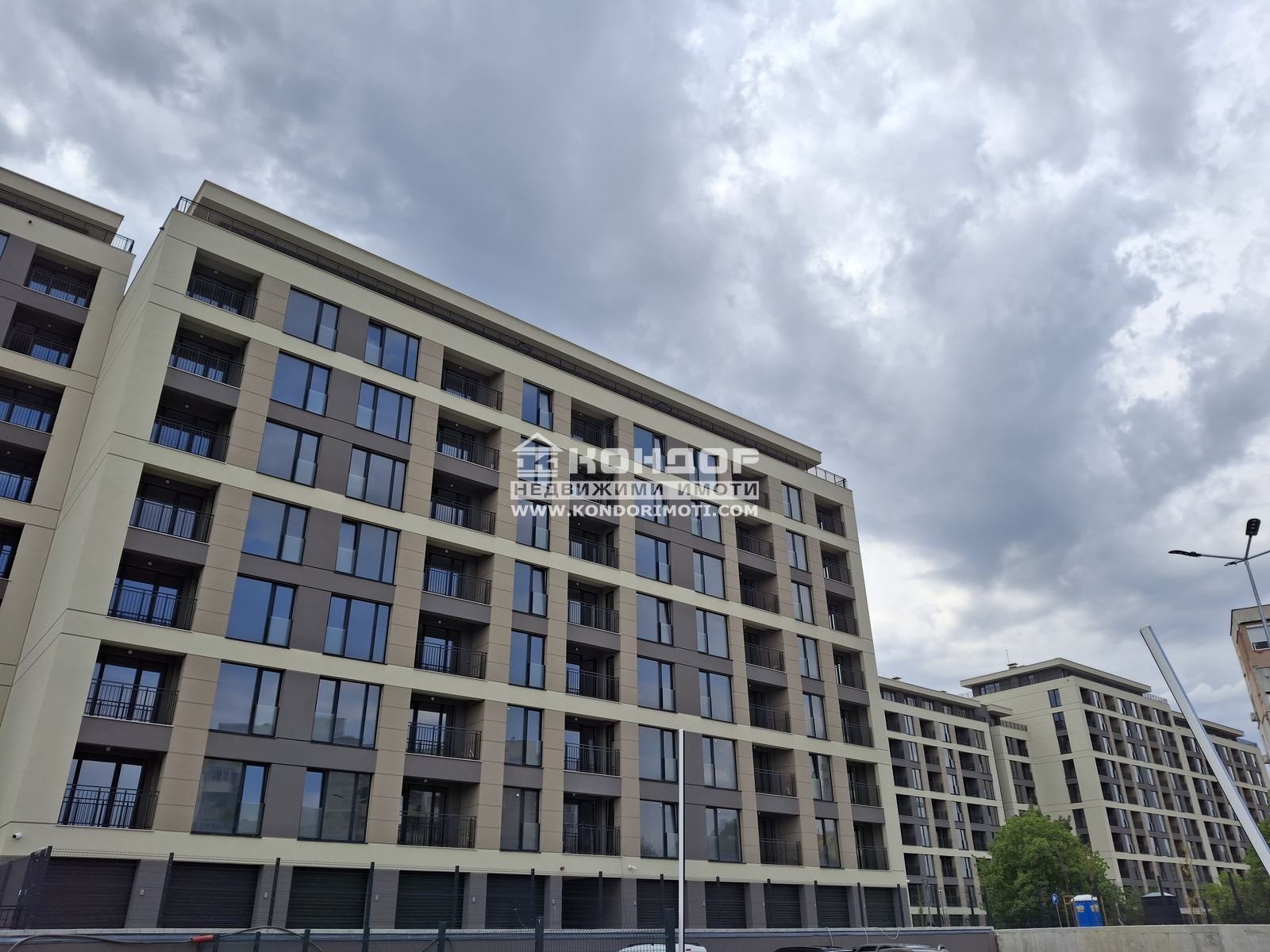 Продава 3-СТАЕН, гр. Пловдив, Тракия, снимка 2 - Апартаменти - 51426202