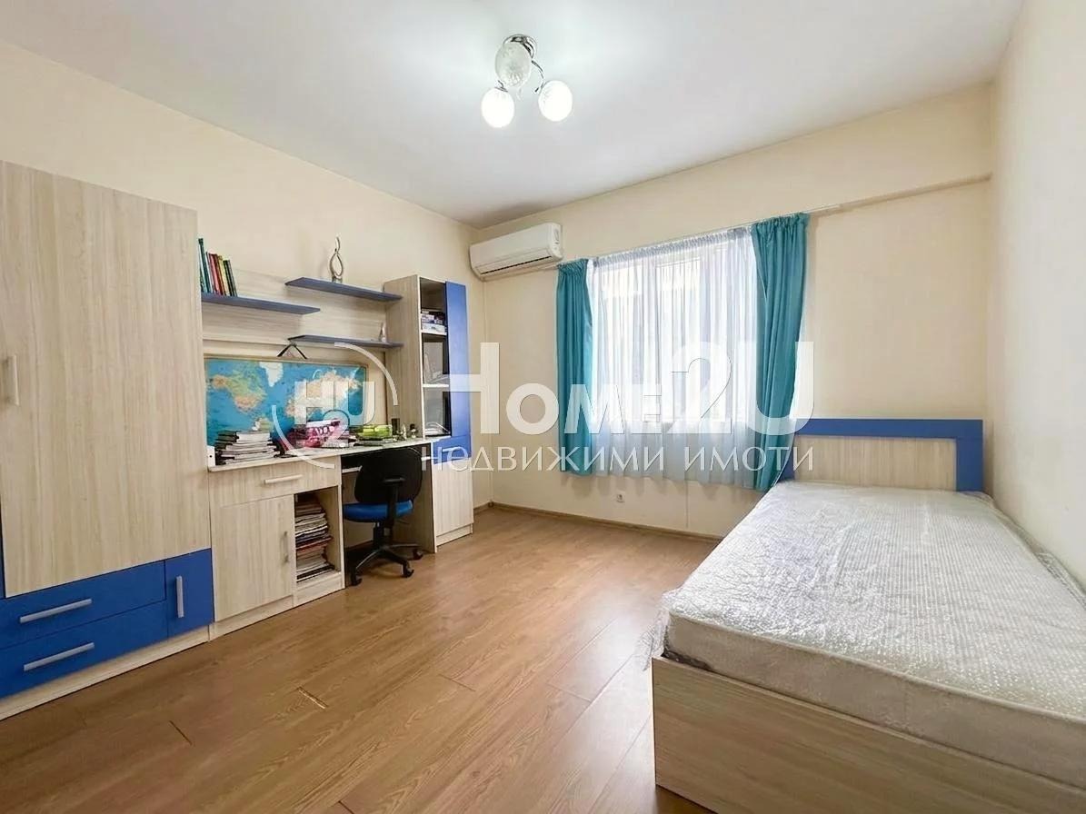 Продава 3-СТАЕН, гр. Пазарджик, Център