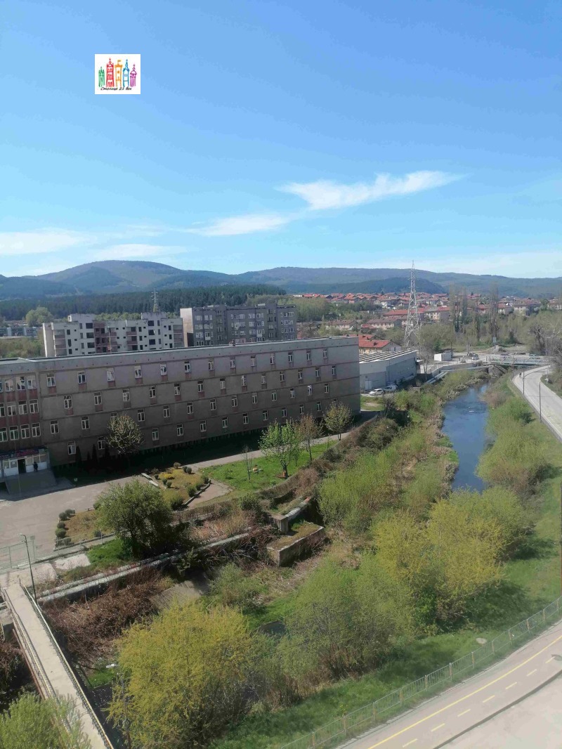 De vânzare  1 dormitor Pernic , Dimova mahala , 62 mp | 66703514
