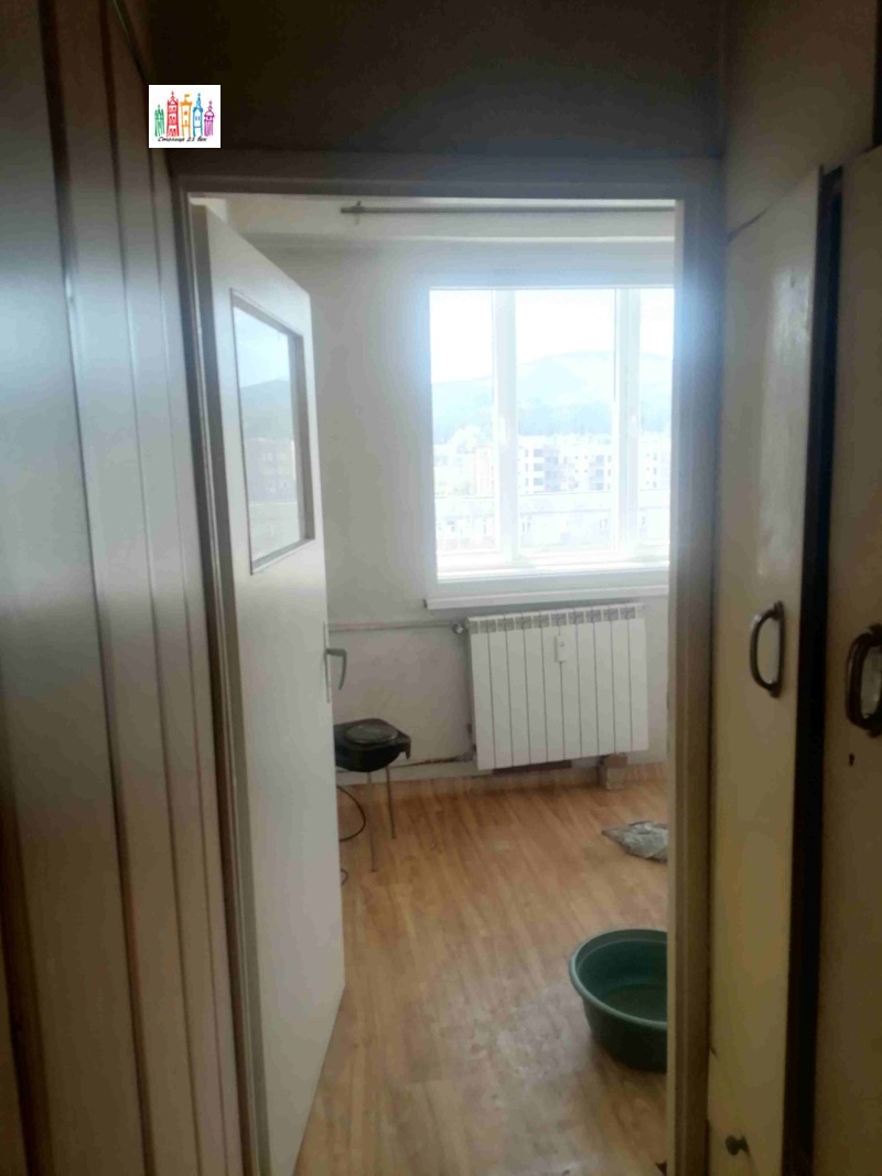 De vânzare  1 dormitor Pernic , Dimova mahala , 62 mp | 66703514 - imagine [6]