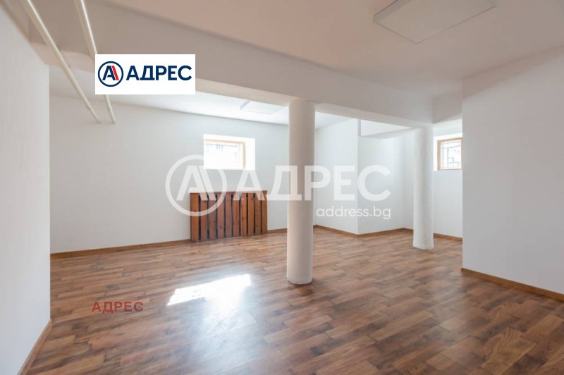 Eladó  Ház Varna , Centar , 1026 négyzetméter | 60430892 - kép [17]