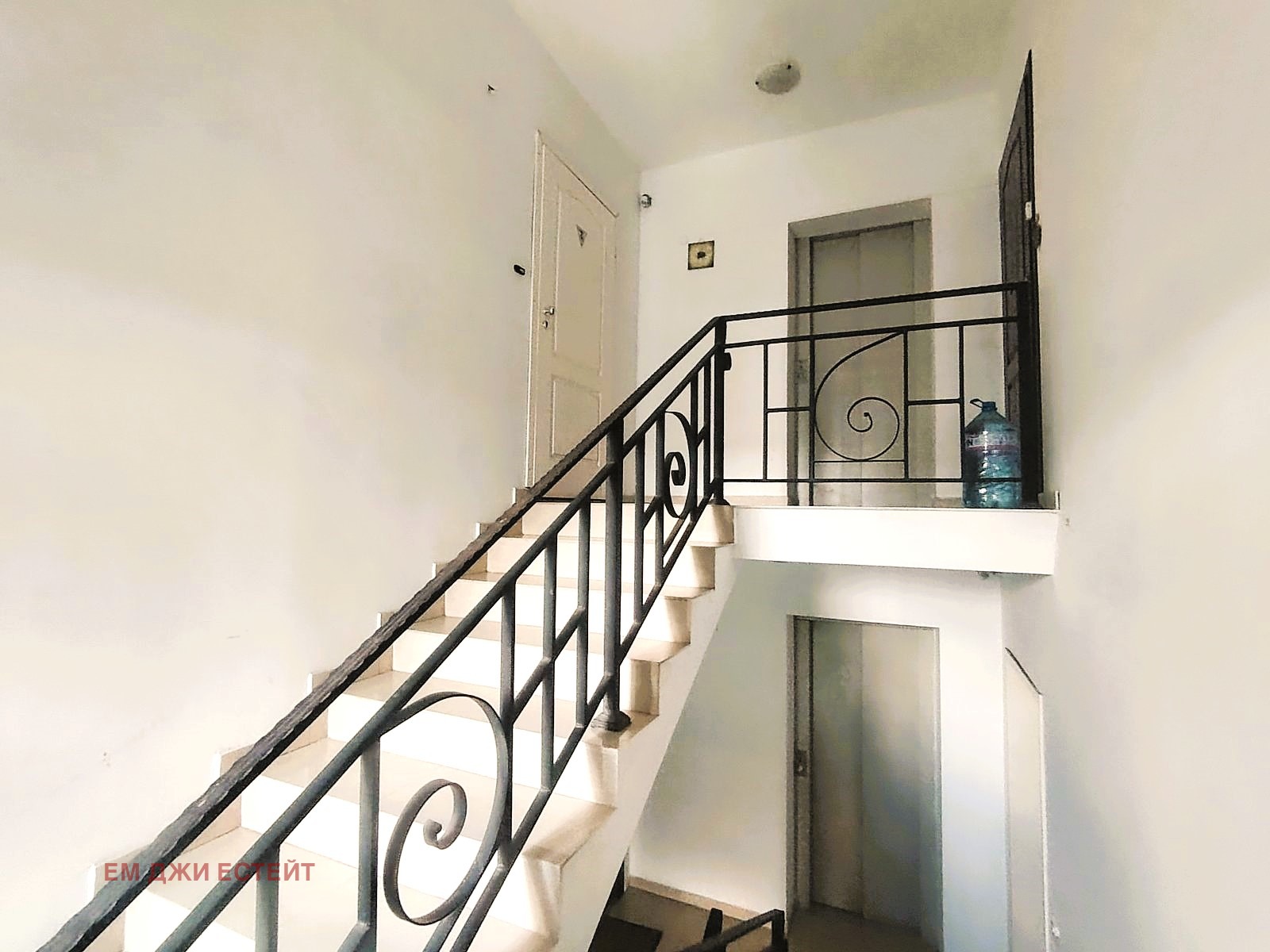 Продава 2-СТАЕН, гр. Бургас, Център, снимка 16 - Апартаменти - 55228698