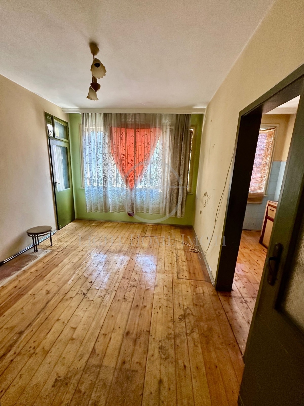 Продава МНОГОСТАЕН, гр. Пловдив, Център, снимка 2 - Апартаменти - 55620528