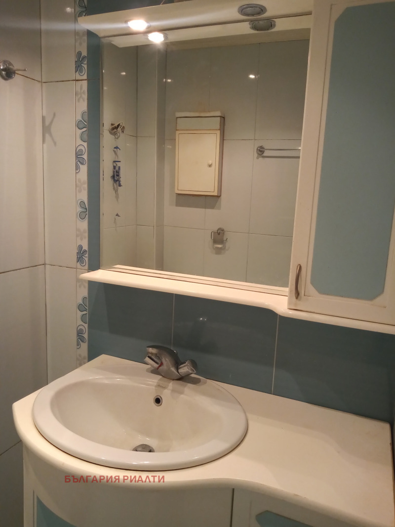 Продава  2-стаен град София , Център , 45 кв.м | 38235385 - изображение [14]