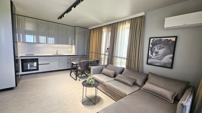 Продава  2-стаен, град Пловдив, Христо Смирненски •  139 962 € • ID 30649266 — holmes.bg - [1] 