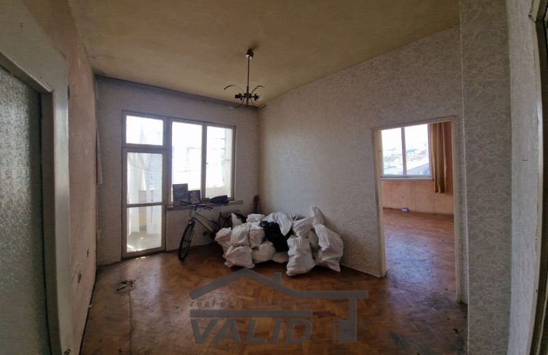 Продаја  2 спаваће собе Русе , Централен јужен рајон , 90 м2 | 71011124 - слика [7]