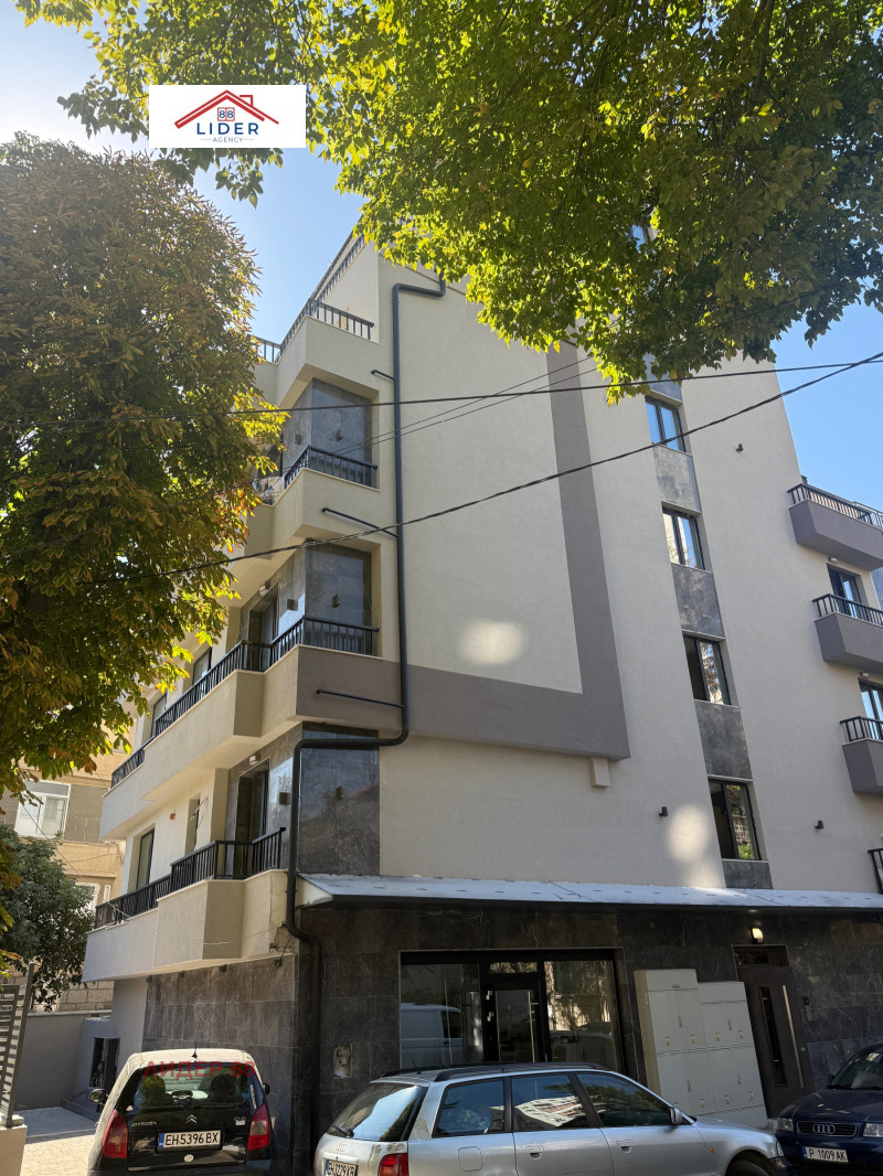 Продава  3-стаен град Плевен , Идеален център , 113 кв.м | 31546953