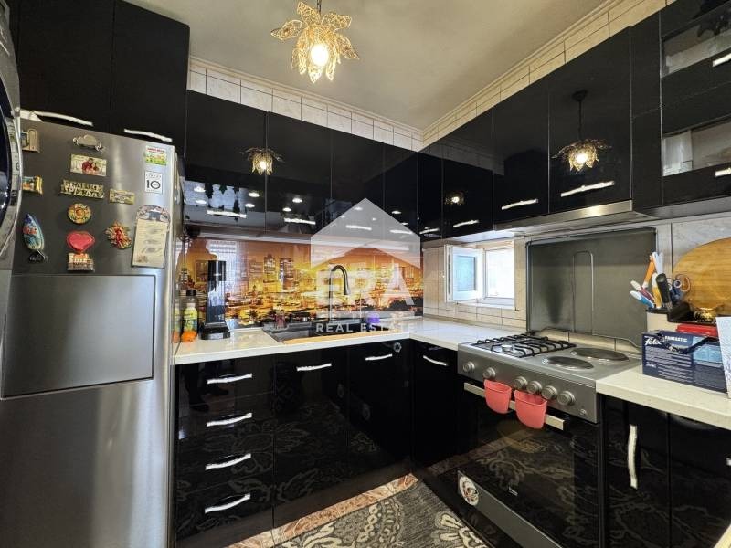 Продава МНОГОСТАЕН, гр. Силистра, Римска гробница, снимка 2 - Апартаменти - 53909015