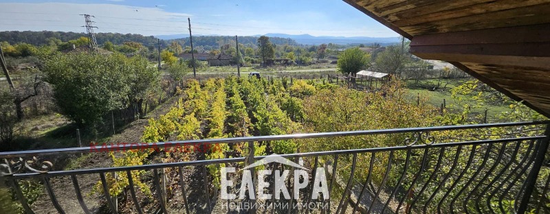 Продава КЪЩА, с. Дъбравино, област Варна, снимка 13 - Къщи - 52379817