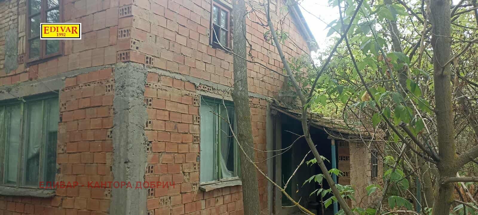 Продава КЪЩА, с. Красен, област Добрич, снимка 2 - Къщи - 52775335