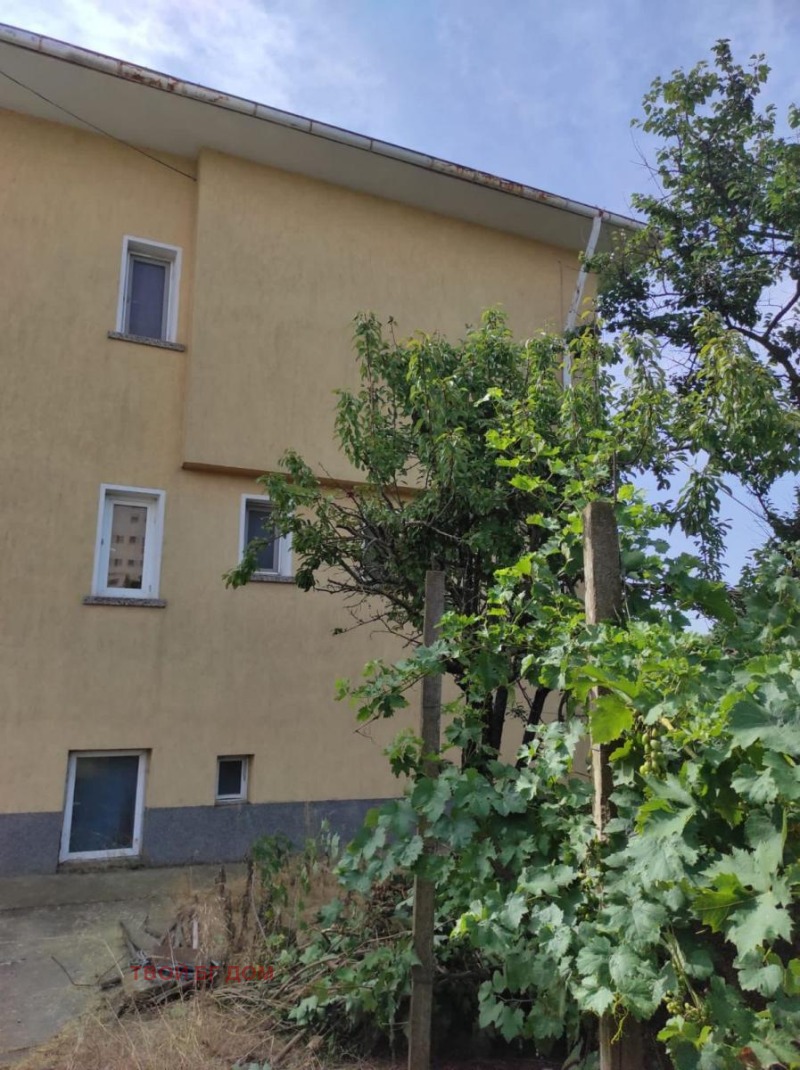 Продава КЪЩА в област Добрич, гр. Генерал Тошево - 300 кв.м / 110 000 € » 215 141.30 лв., ТВОЙ БГ ДОМ