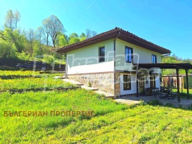 Продава къща област Велико Търново с. Палици - [1] 