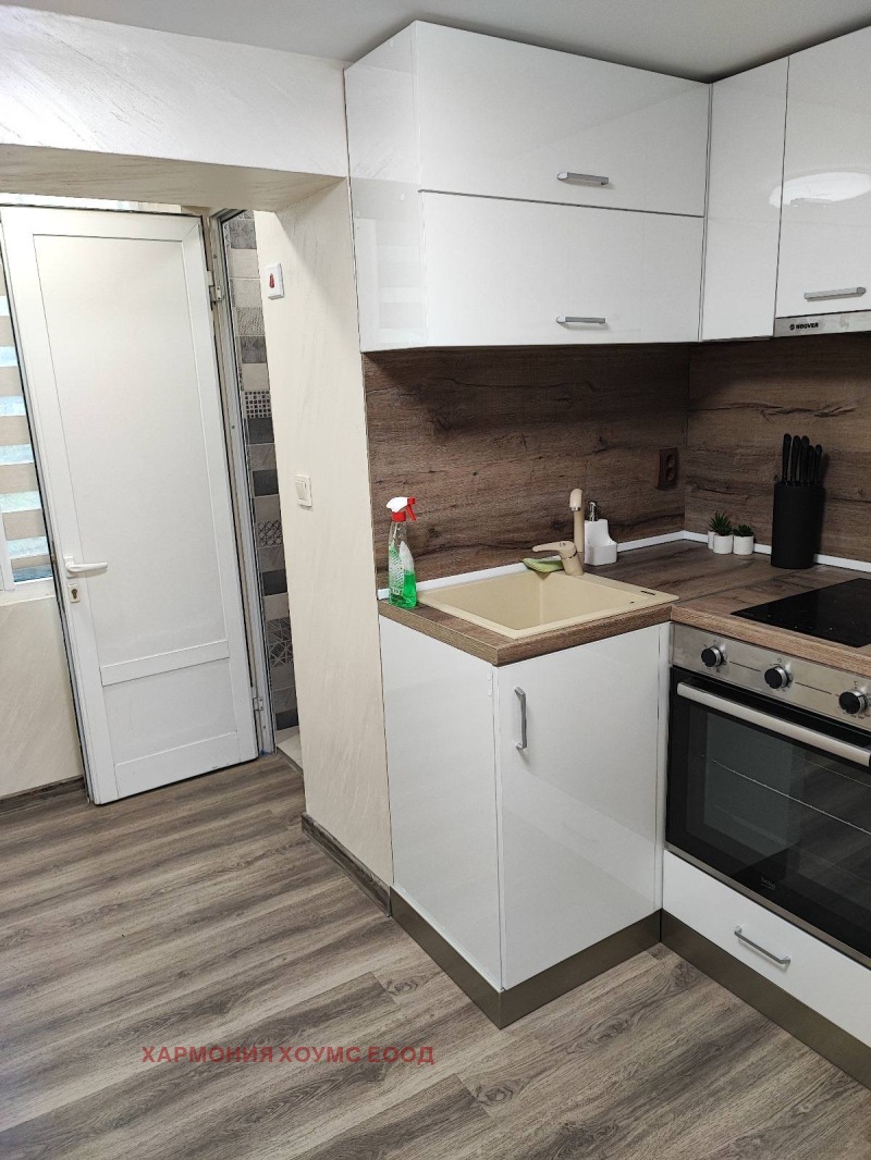 De vânzare  1 dormitor Sofia , Țentâr , 35 mp | 76964294 - imagine [3]