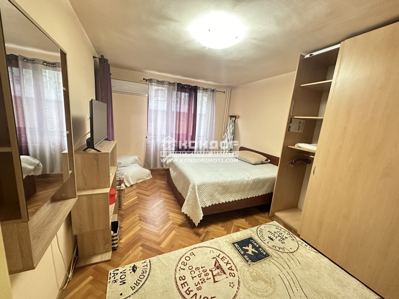 De vânzare  2 dormitoare Plovdiv , Țentâr , 104 mp | 98112789 - imagine [11]