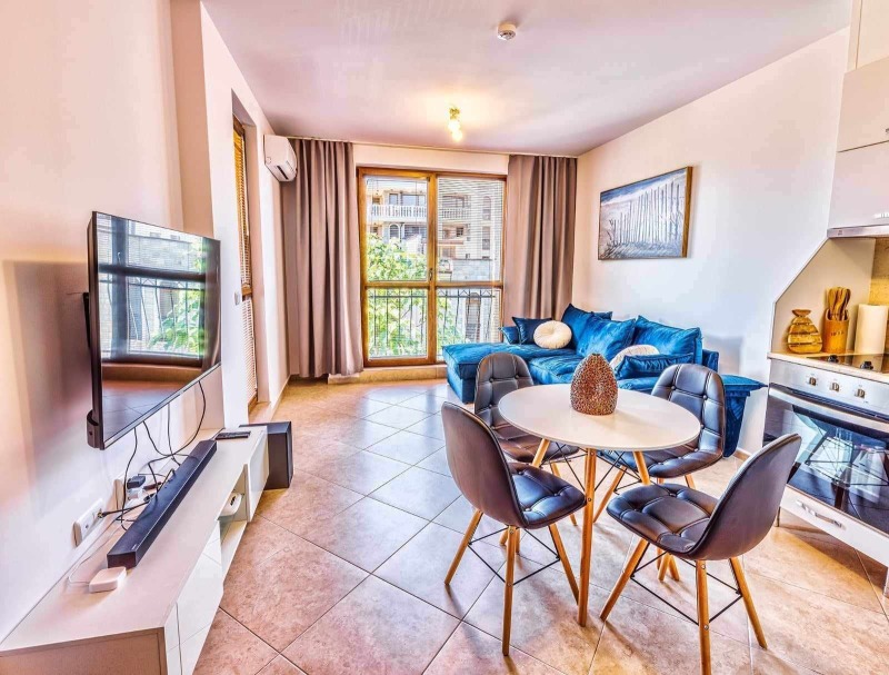 Na prodej  2 ložnice oblast Burgas , k.k. Slančev brjag , 71 m2 | 94090941