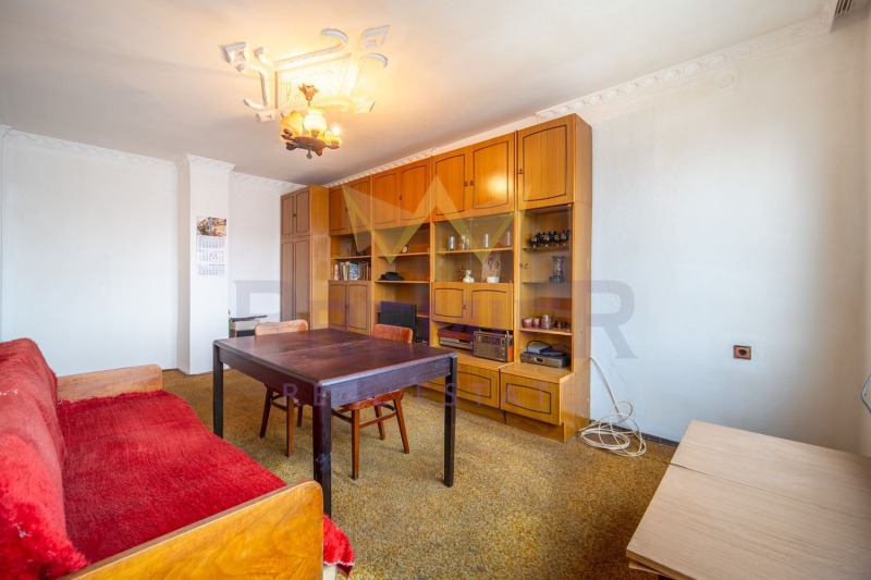 Продава МНОГОСТАЕН, гр. Аксаково, област Варна, снимка 2 - Апартаменти - 53187202