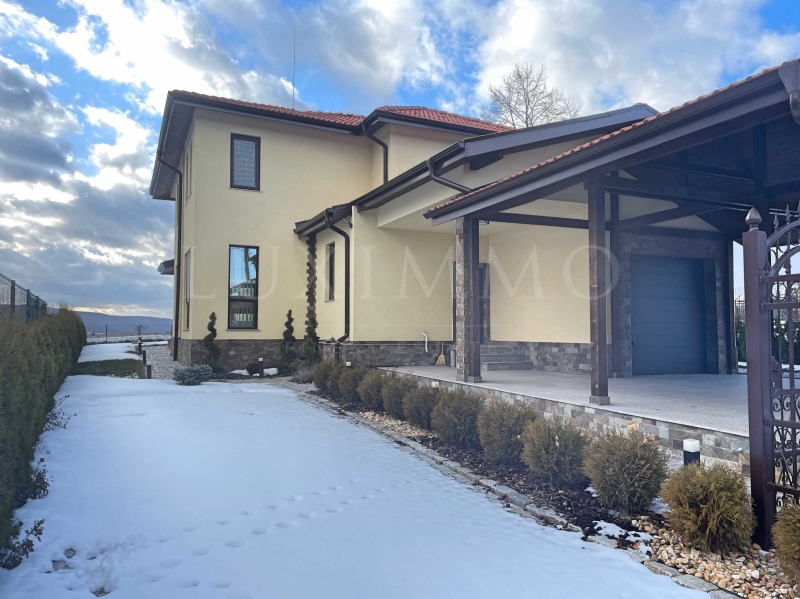 Till salu  Hus region Sofia , Kovatjevci , 230 kvm | 95403144 - bild [4]