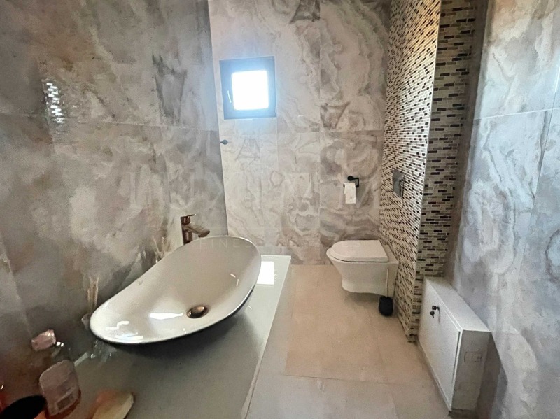 Till salu  Hus region Sofia , Kovatjevci , 230 kvm | 95403144 - bild [11]