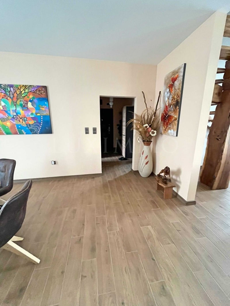 Till salu  Hus region Sofia , Kovatjevci , 230 kvm | 95403144 - bild [7]