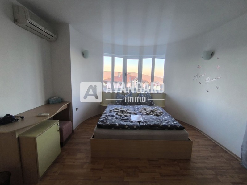 Продава КЪЩА, с. Рогачево, област Добрич, снимка 3 - Къщи - 53119910